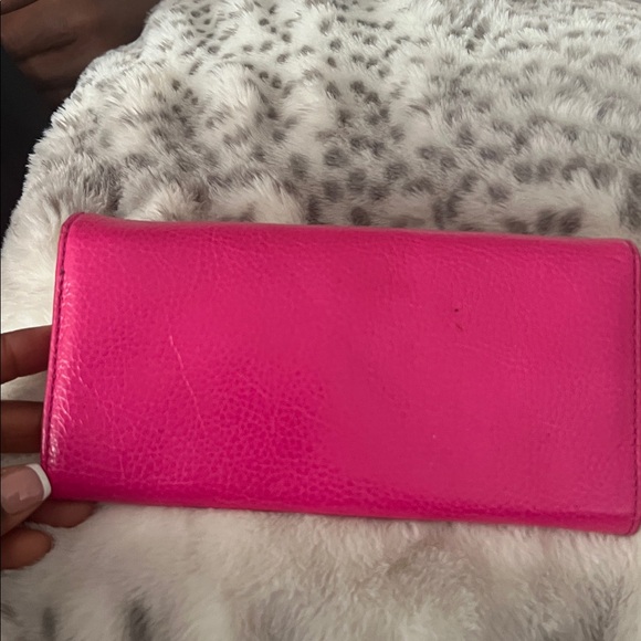 Marc by Marc Jacobs Pink Leather Wallet with Gold-Tone Accents - Picture 4 of 4